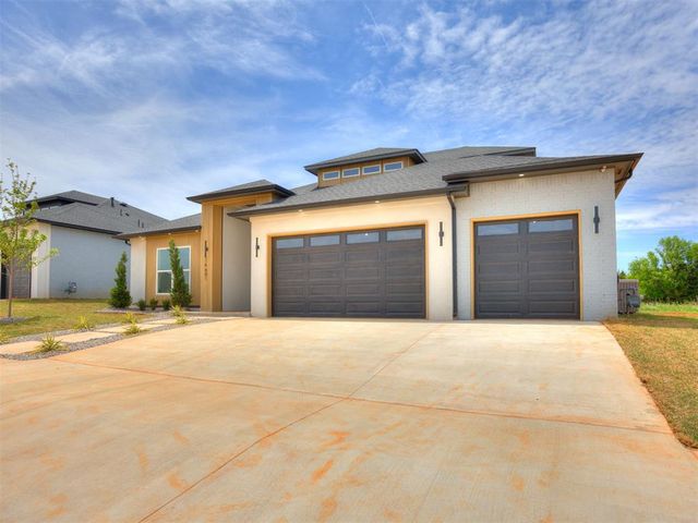 14601 Astor Lane, Yukon, OK 73099