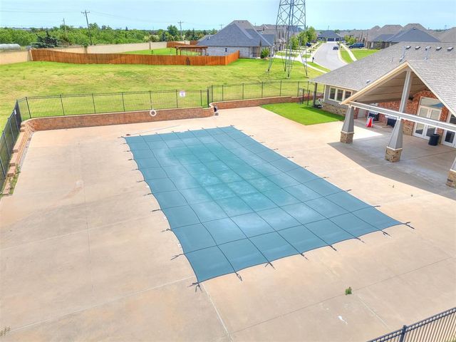 14601 Astor Lane, Yukon, OK 73099