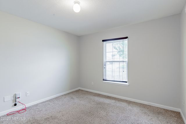 3220 DEER CREEK Drive, Middleburg, FL 32068