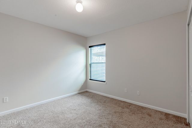 3220 DEER CREEK Drive, Middleburg, FL 32068