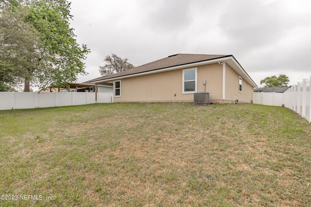 3220 DEER CREEK Drive, Middleburg, FL 32068