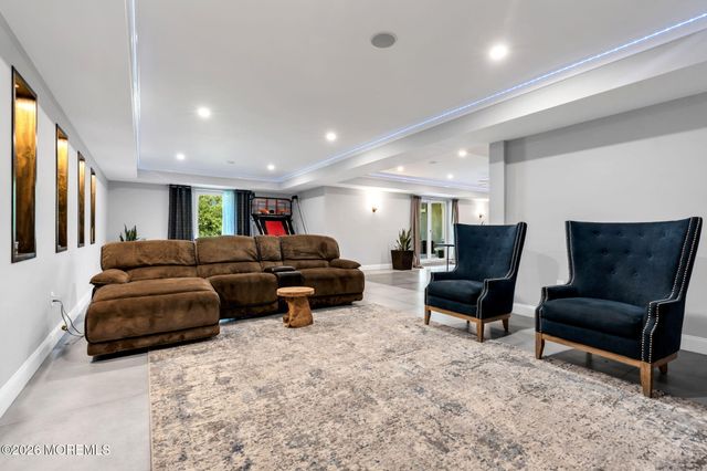 85 Yellow Meetinghouse Road, Cream Ridge, NJ 08514