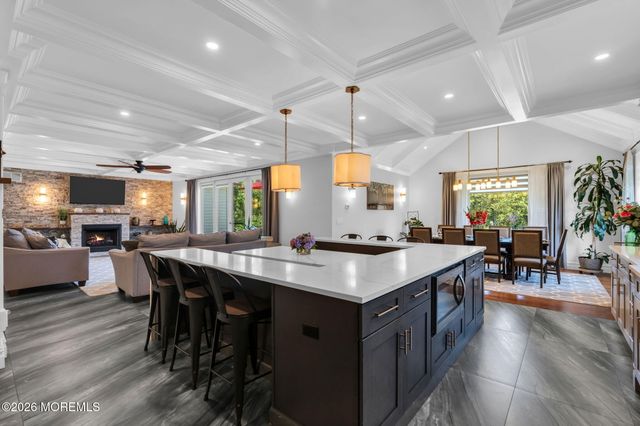85 Yellow Meetinghouse Road, Cream Ridge, NJ 08514