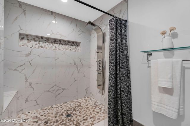 85 Yellow Meetinghouse Road, Cream Ridge, NJ 08514