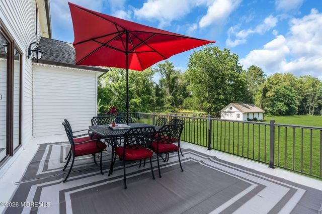 85 Yellow Meetinghouse Road, Cream Ridge, NJ 08514