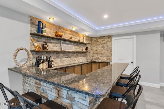 85 Yellow Meetinghouse Road, Cream Ridge, NJ 08514