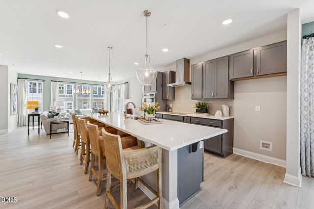 423 Grove Overlook Lane 200, Wake Forest, NC 27587
