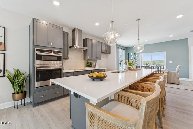423 Grove Overlook Lane 200, Wake Forest, NC 27587