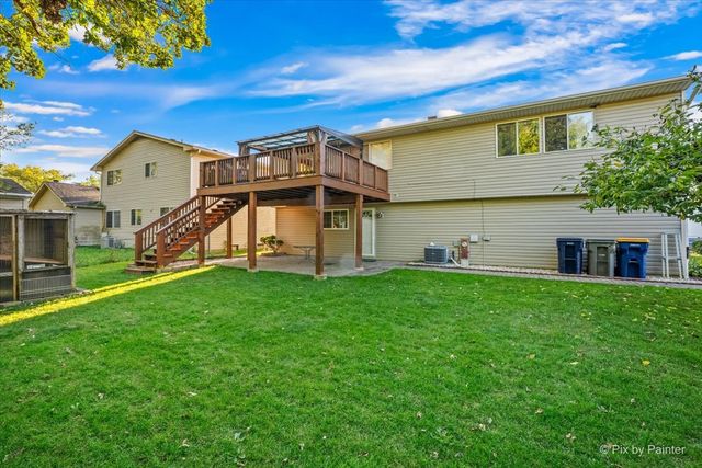 231 Briarwood Drive, Elgin, IL 60120