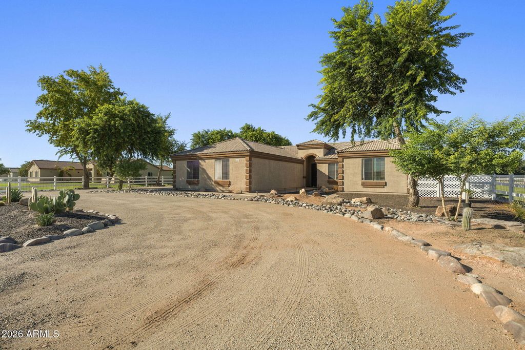 4808 E ROGERS Lane, San Tan Valley, AZ 85140 — photo 5