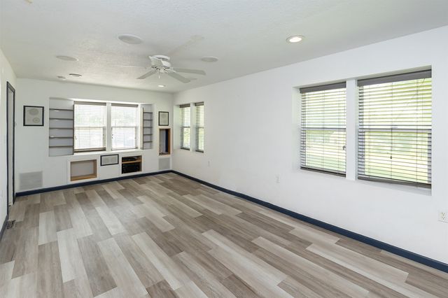 3600 Dubuque Avenue, Des Moines, IA 50317