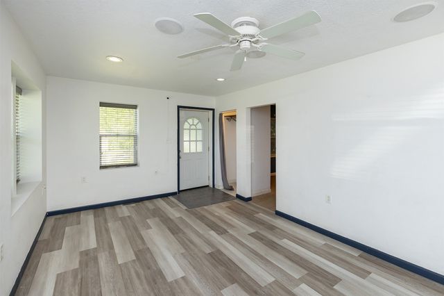 3600 Dubuque Avenue, Des Moines, IA 50317