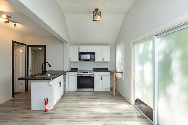 3600 Dubuque Avenue, Des Moines, IA 50317