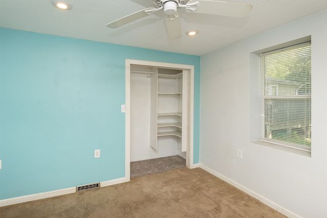 3600 Dubuque Avenue, Des Moines, IA 50317