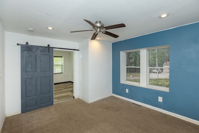 3600 Dubuque Avenue, Des Moines, IA 50317