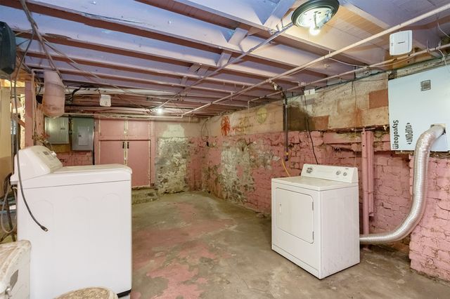 3600 Dubuque Avenue, Des Moines, IA 50317