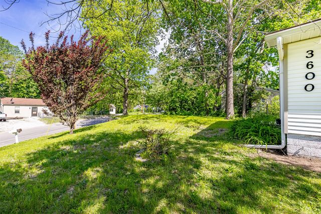 3600 Dubuque Avenue, Des Moines, IA 50317