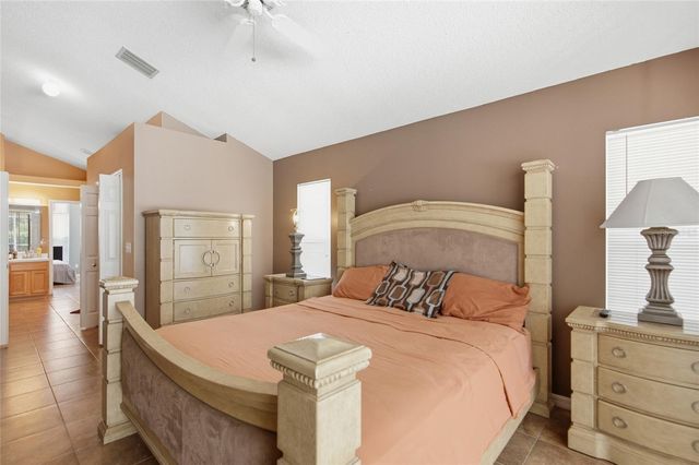 9602 SUNNYOAK DRIVE, Riverview, FL 33569