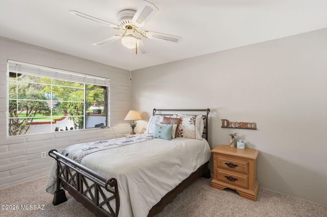 361 S Paseo Pena Apt B, Green Valley, AZ 85614