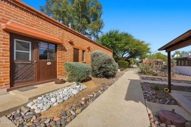 361 S Paseo Pena Apt B, Green Valley, AZ 85614