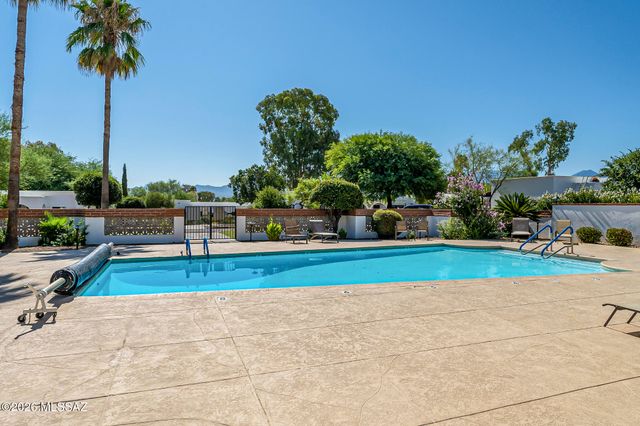 361 S Paseo Pena Apt B, Green Valley, AZ 85614