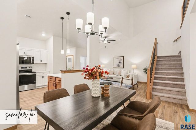 2403 E Jetty Pl Place, Sioux Falls, SD 57108