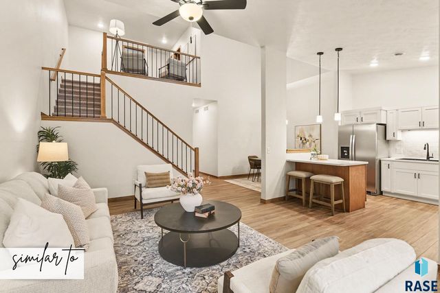 2403 E Jetty Pl Place, Sioux Falls, SD 57108