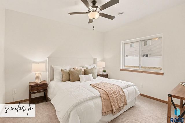 2403 E Jetty Pl Place, Sioux Falls, SD 57108