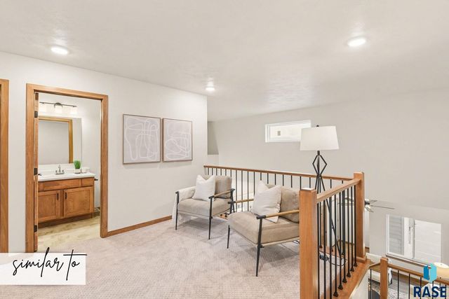 2403 E Jetty Pl Place, Sioux Falls, SD 57108