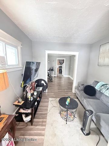 820 S 42nd St, Louisville, KY 40211