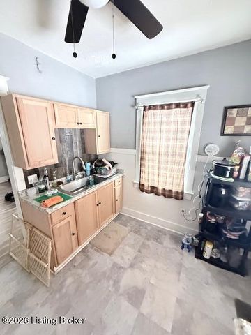 820 S 42nd St, Louisville, KY 40211