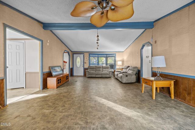 1644 Fawn Lane, Creedmoor, NC 27522