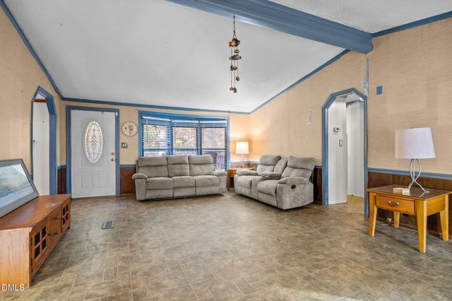 1644 Fawn Lane, Creedmoor, NC 27522