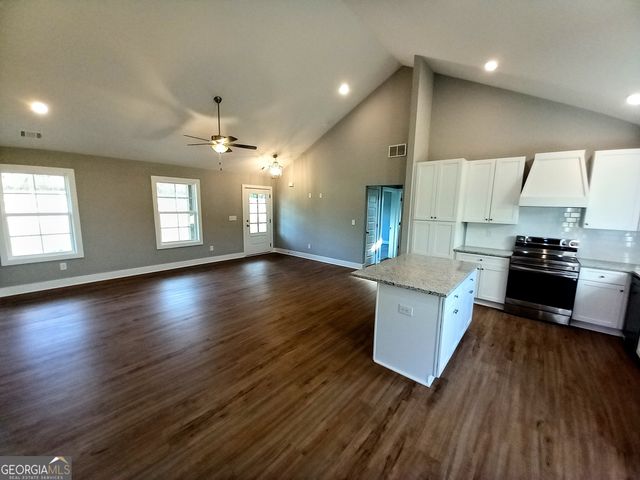 3300 Collard Valley Road, Cedartown, GA 30125
