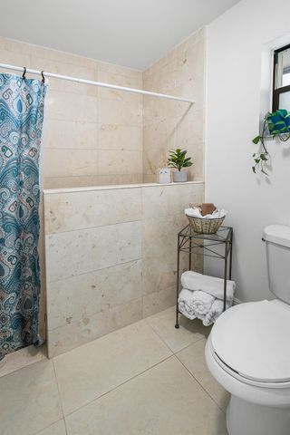 3056 Deer Creek Lake Shore Dr 3056, Deerfield Beach, FL 33442