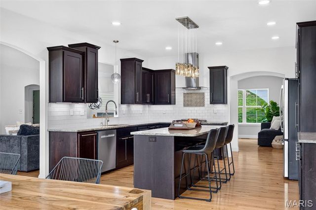 208 Berg Crossing Drive, Augusta, MO 63332