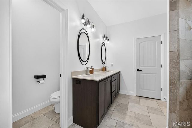 208 Berg Crossing Drive, Augusta, MO 63332