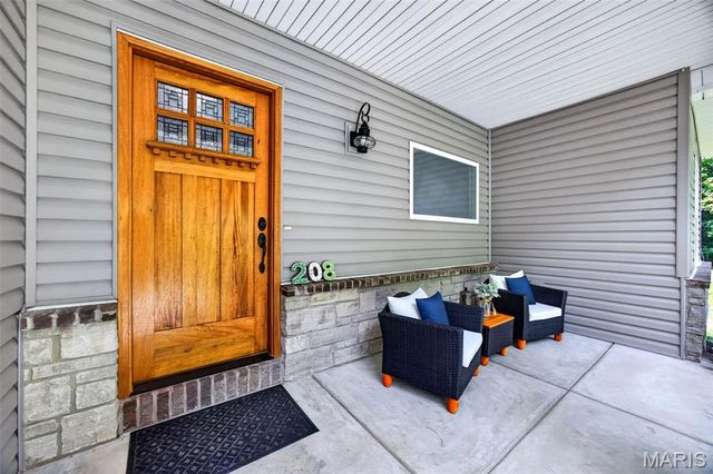 208 Berg Crossing Drive, Augusta, MO 63332