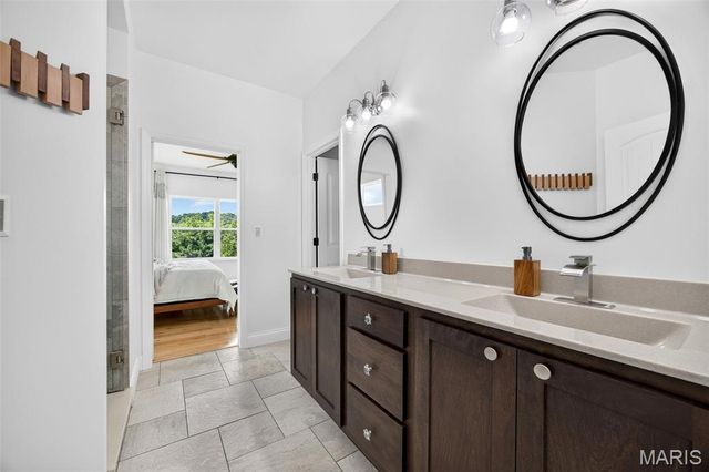 208 Berg Crossing Drive, Augusta, MO 63332