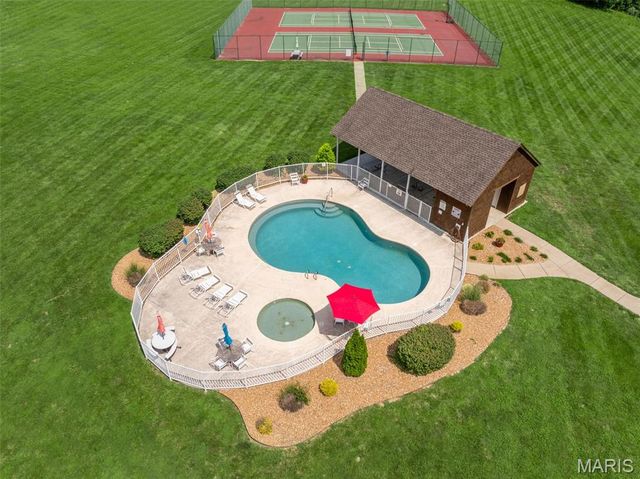 208 Berg Crossing Drive, Augusta, MO 63332