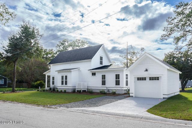 2801 North Street, Beaufort, SC 29902