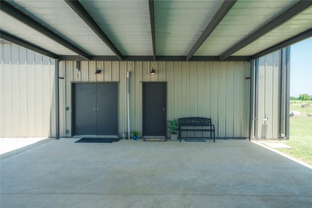 20548 FM 901 Road, Gordonville, TX 76245