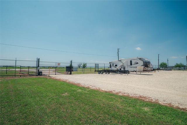 20548 FM 901 Road, Gordonville, TX 76245