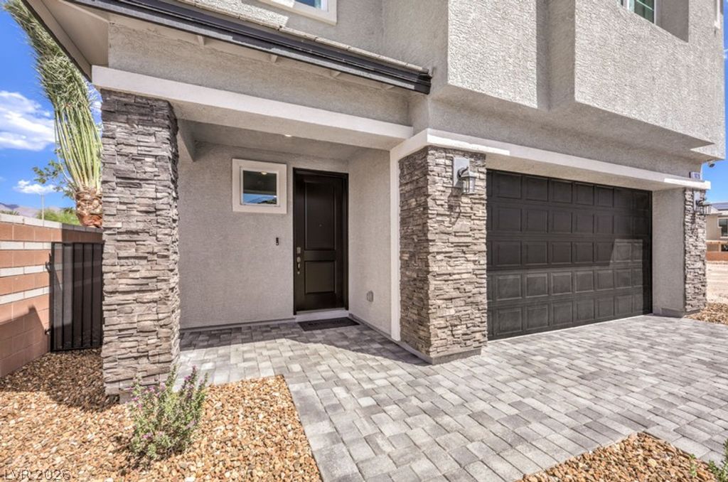 1817 Shondra Court, North Las Vegas, NV 89084 — photo 3