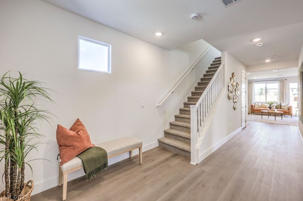 1817 Shondra Court, North Las Vegas, NV 89084 — photo 4