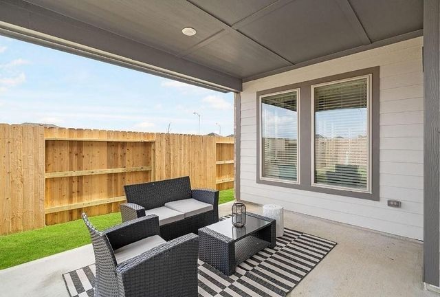 19152 Cedar Lennox Circle, Magnolia, TX 77355