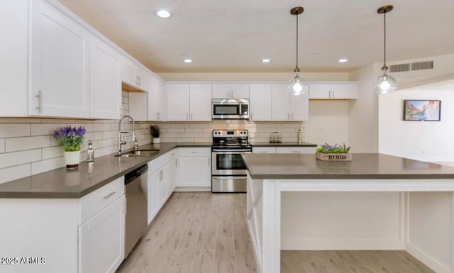 1150 E BISHOP Drive, Tempe, AZ 85282