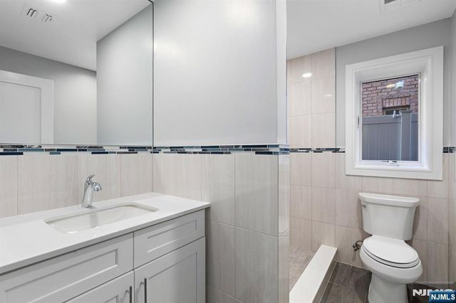 85 Washington Avenue 85, Cliffside Park, NJ 07010