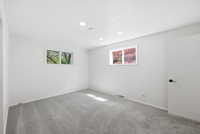 2428 E 39th Ave, Spokane, WA 99223