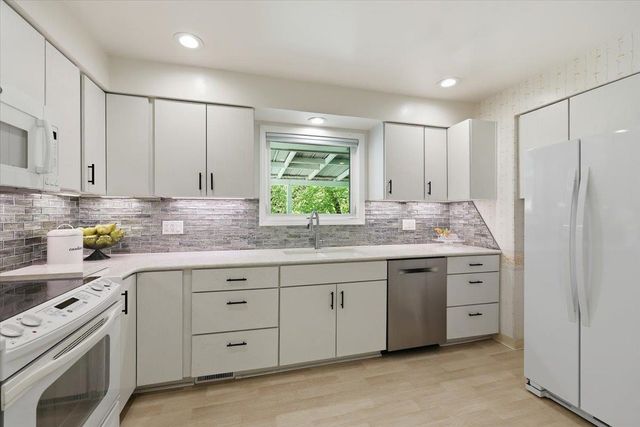 2428 E 39th Ave, Spokane, WA 99223